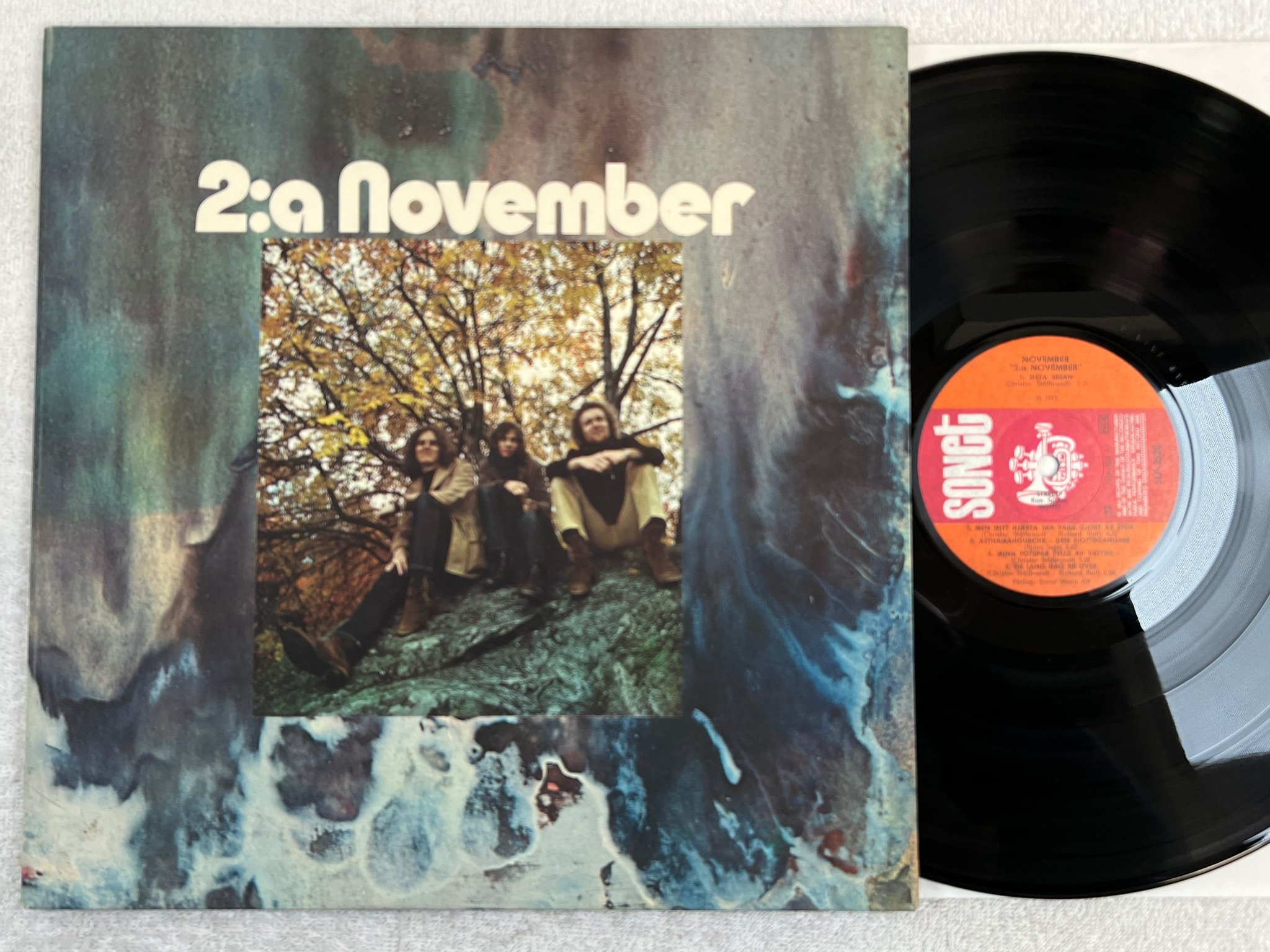 Omslagsbild för skivan NOVEMBER 2:a november LP -71 SONET SLP 2520 ** RARE **