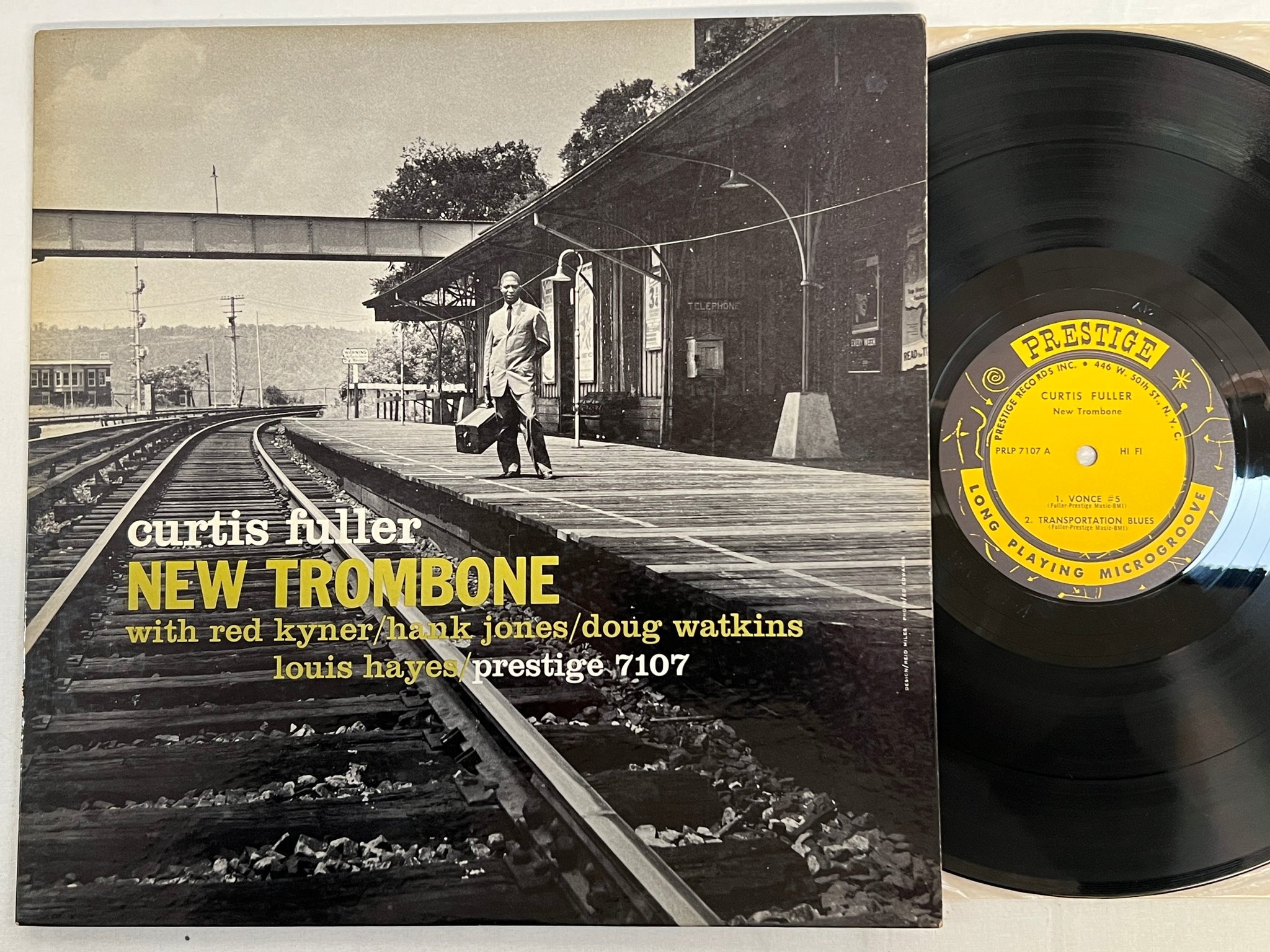 Omslagsbild för skivan CURTIS FULLER new trombone LP -57 US PRESTIGE PRLP 7107 orig press ** RARE **