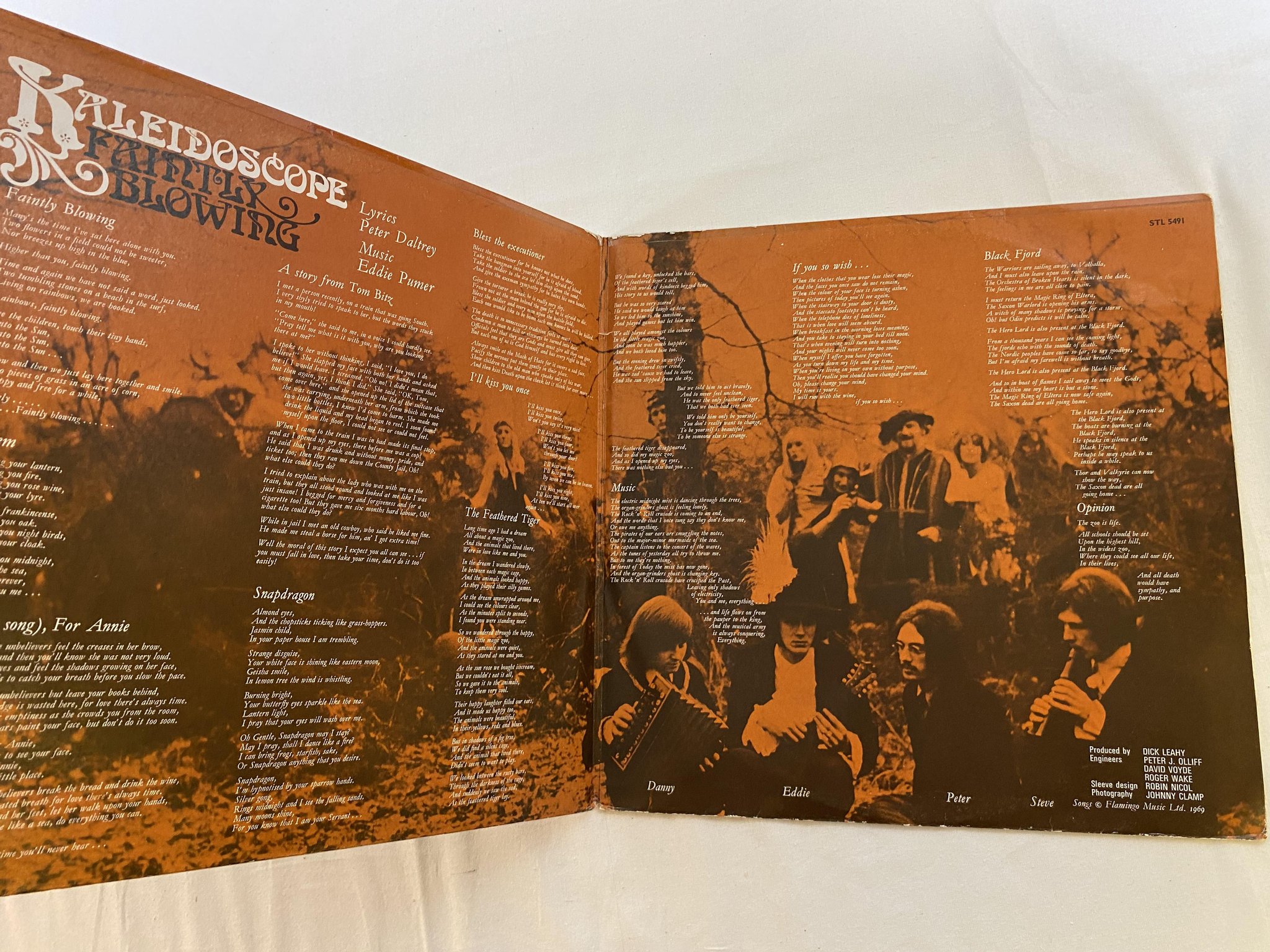 Omslagsbild för skivan KALEIDOSCOPE Faintly Blowing LP -69 UK fontana sty 5491 ***ULTRA RARE PSYCH **