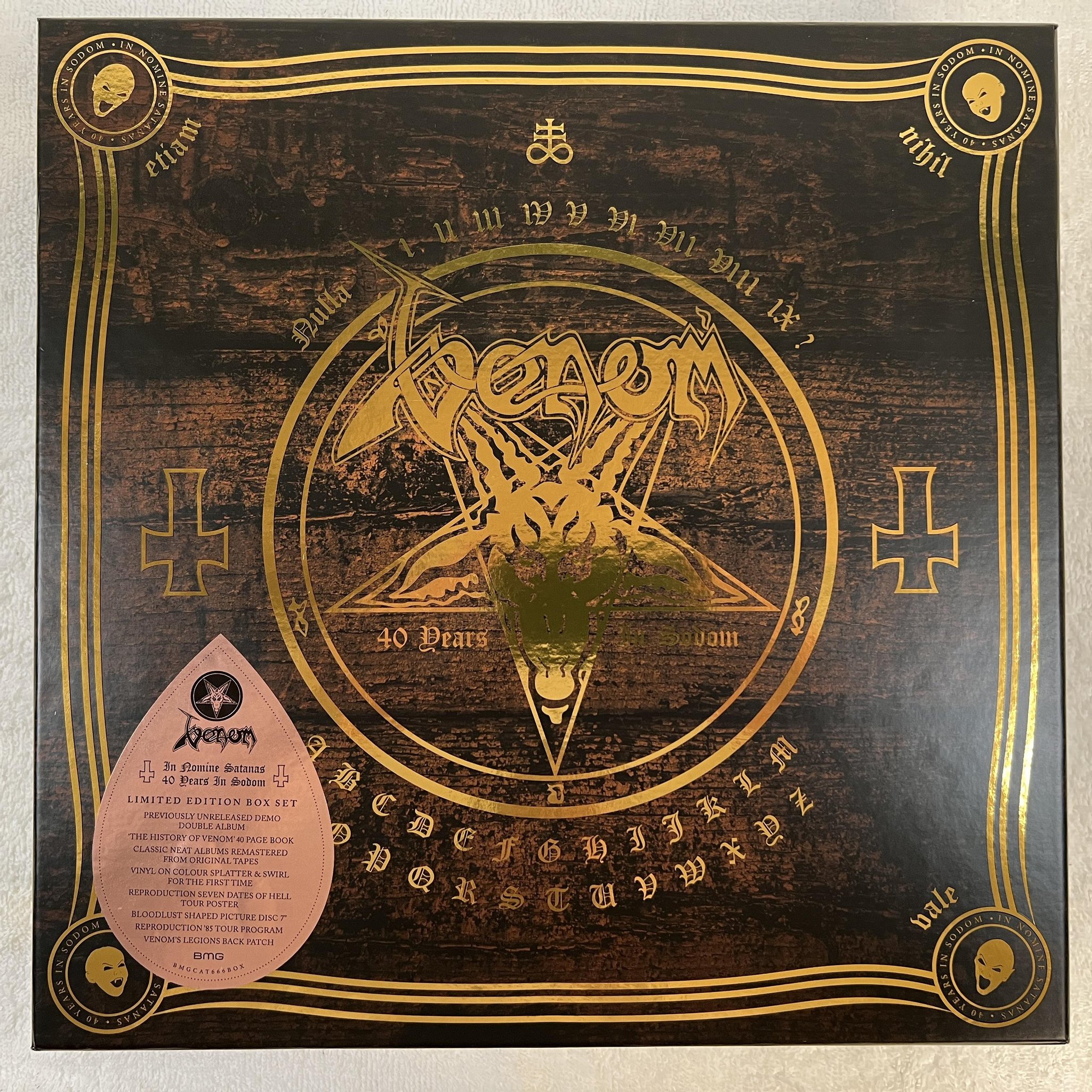 Omslagsbild för skivan VENOM In Nomine Satanas BOX SET deluxe ed 2019 BMGCAT666BOX *** BLACK METAL ***