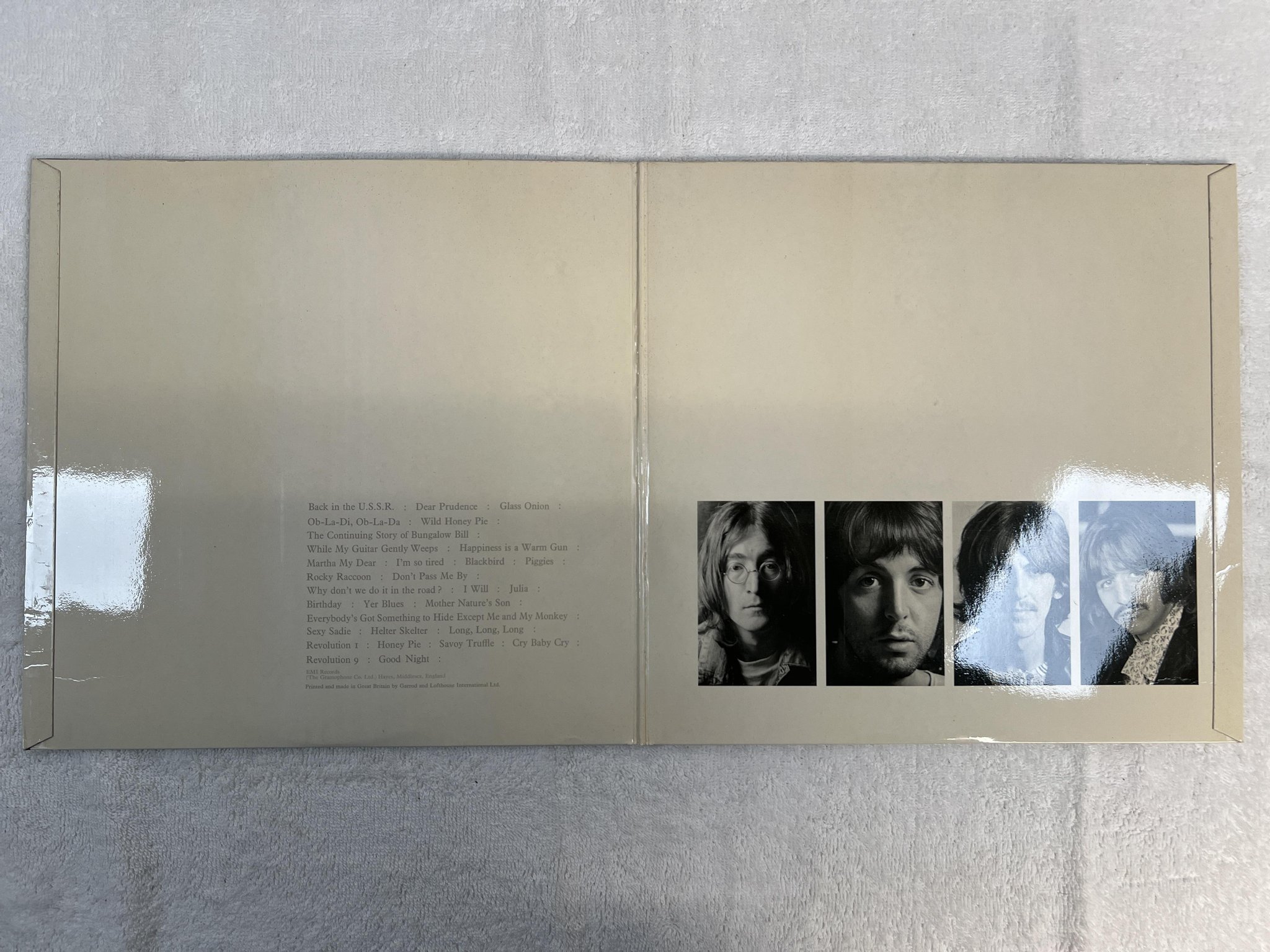 Omslagsbild för skivan THE BEATLES white album 2xLP -68 UK PCS 7067/68 *** complete copy ***