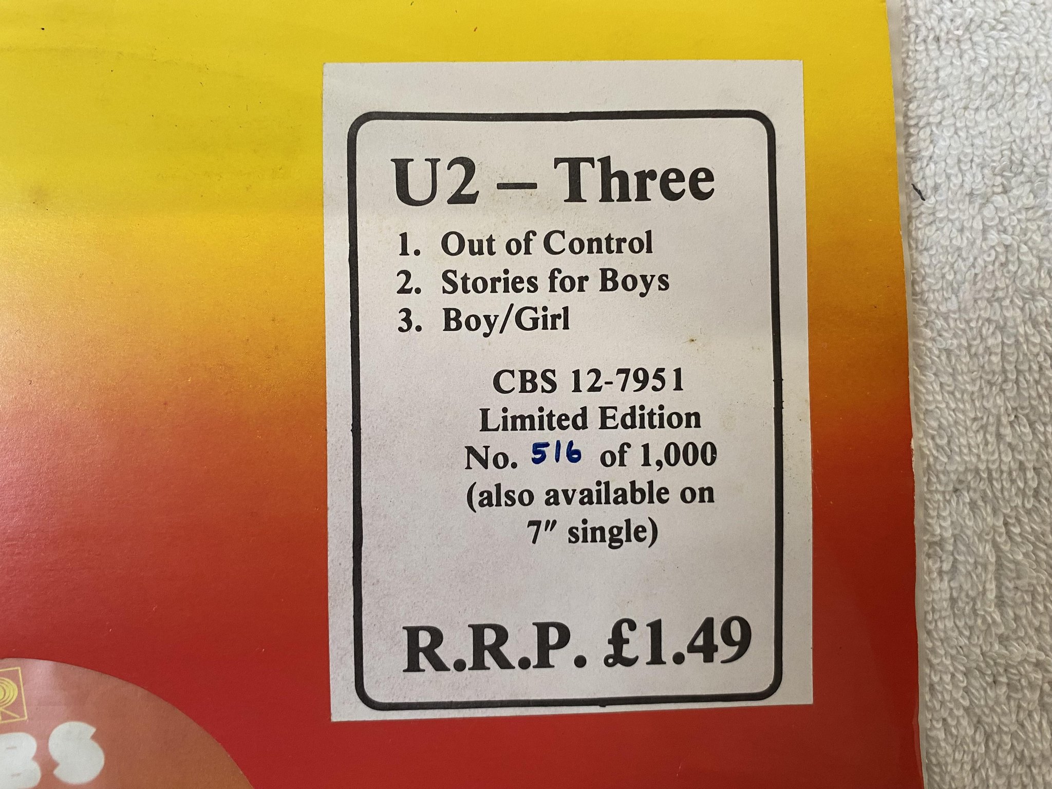 Omslagsbild för skivan U2 three 12"single -79 Ireland CBS 12-7951 **** ULTRA RARE LIMITED ORIGINAL ****