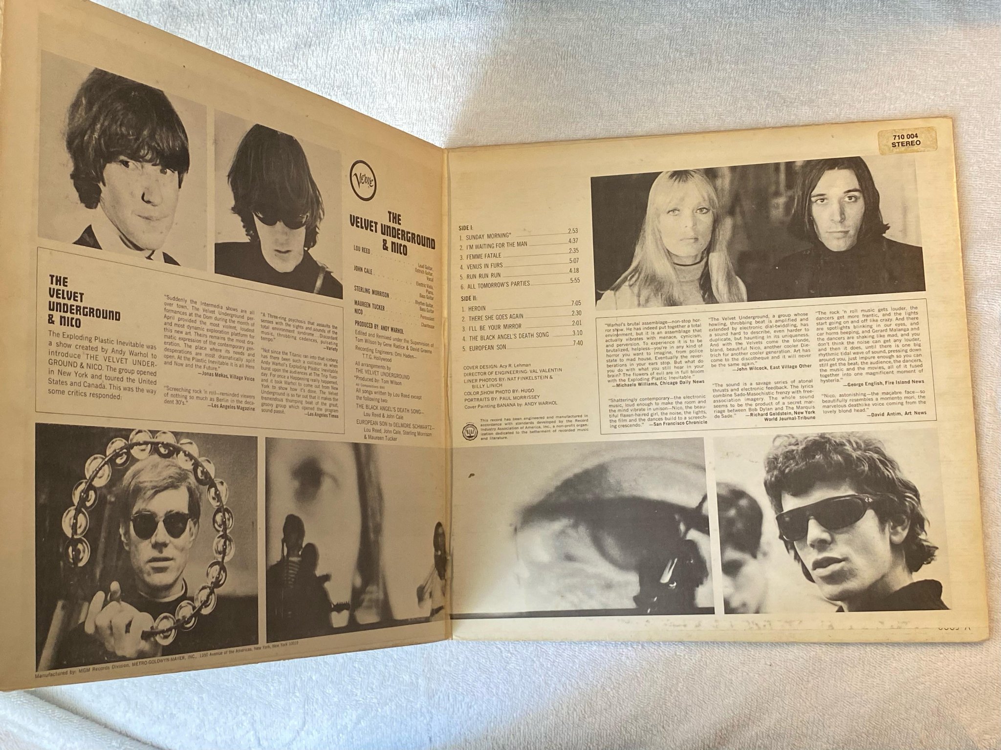 Omslagsbild för skivan VELVET UNDERGROUND / NICO LP GER/US VERVE 710004 *** ANDY WARHOL pop art ***