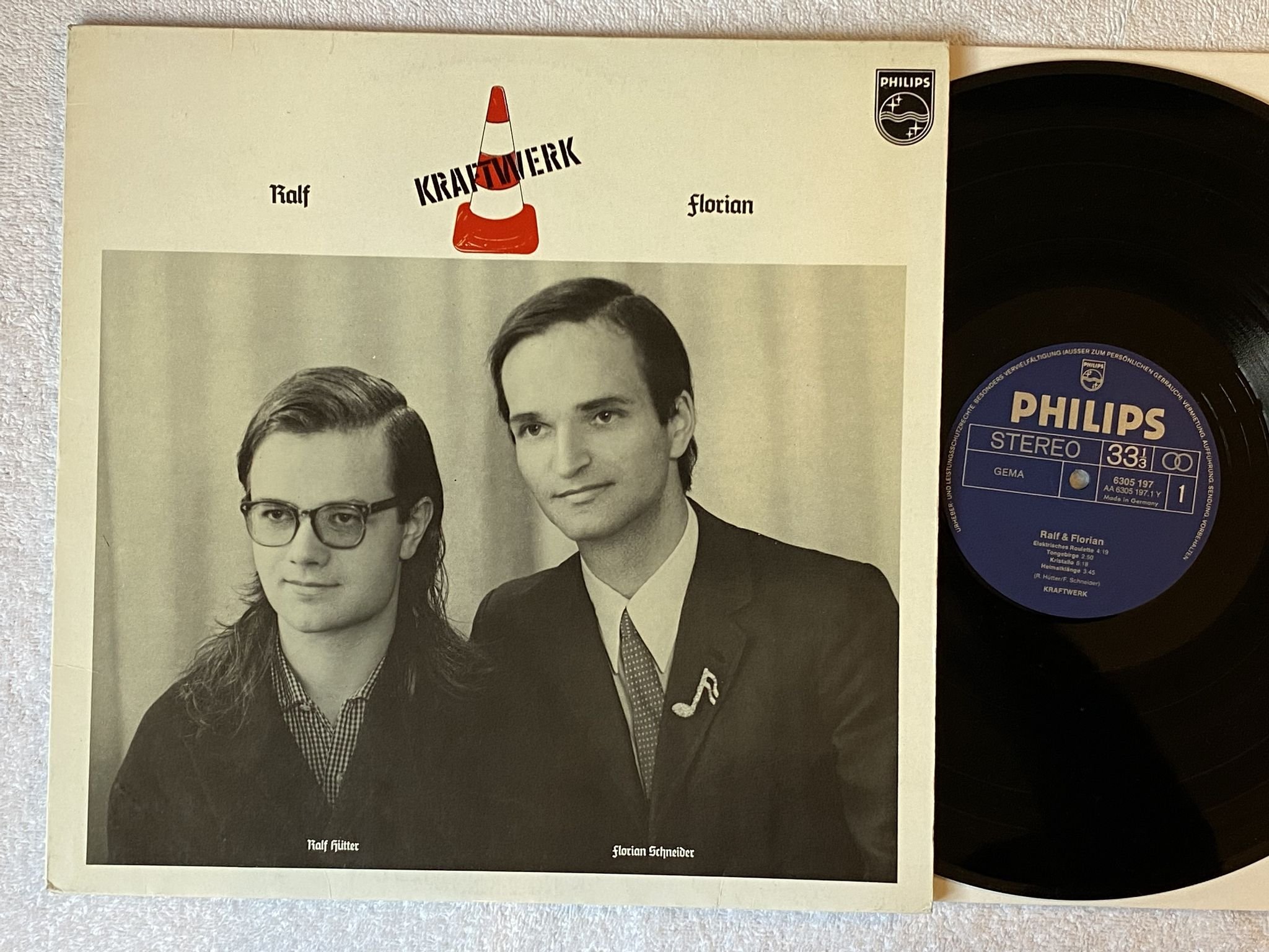 Omslagsbild för skivan KRAFTWERK Ralf & Florian LP -73 Ger PHILIPS 6305 197 ***** w/ rare poster *****