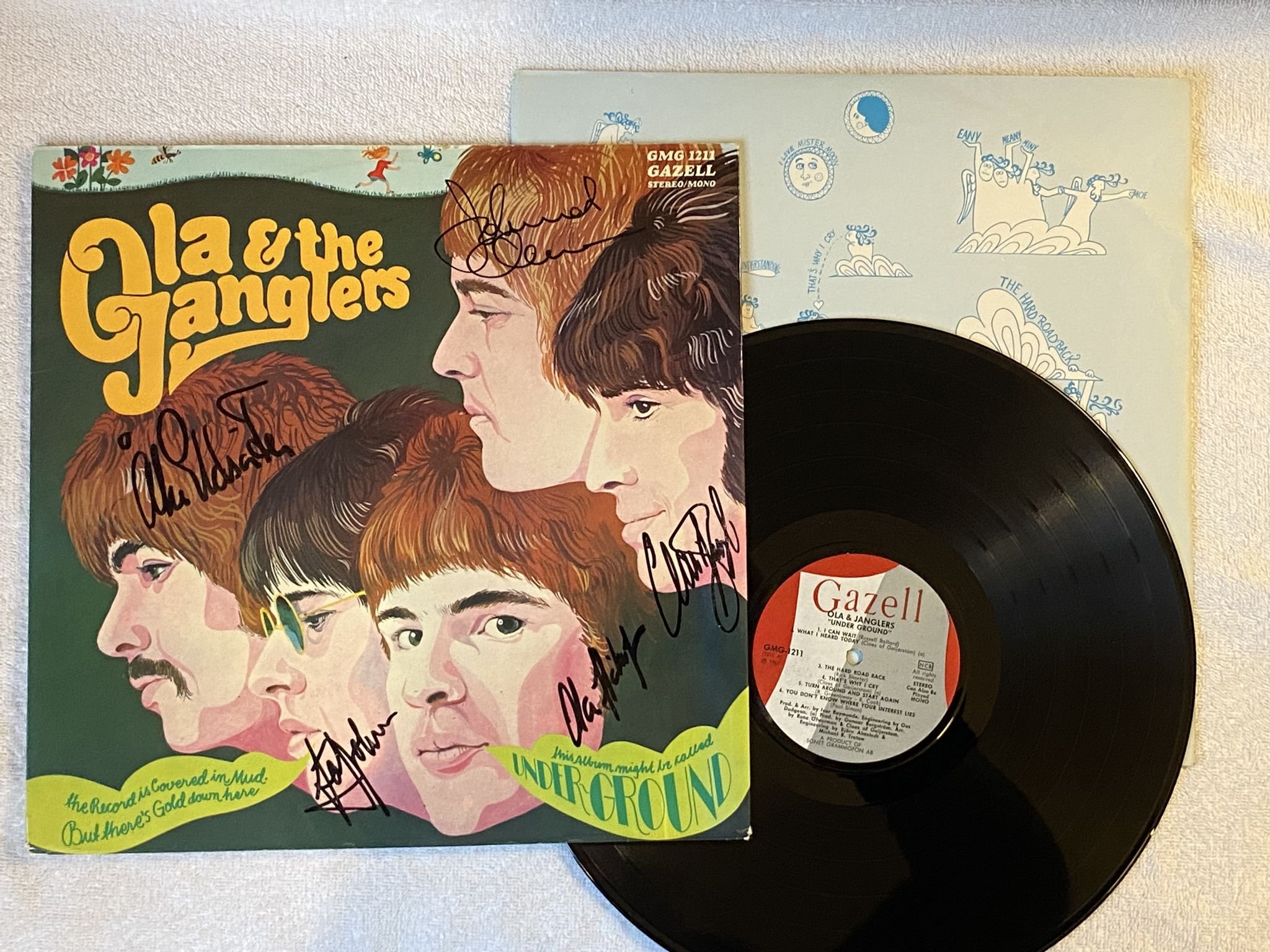 Omslagsbild för skivan OLA AND THE JANGLERS under ground LP -67 *** BEAUTIFULLY SIGNED COVER ***