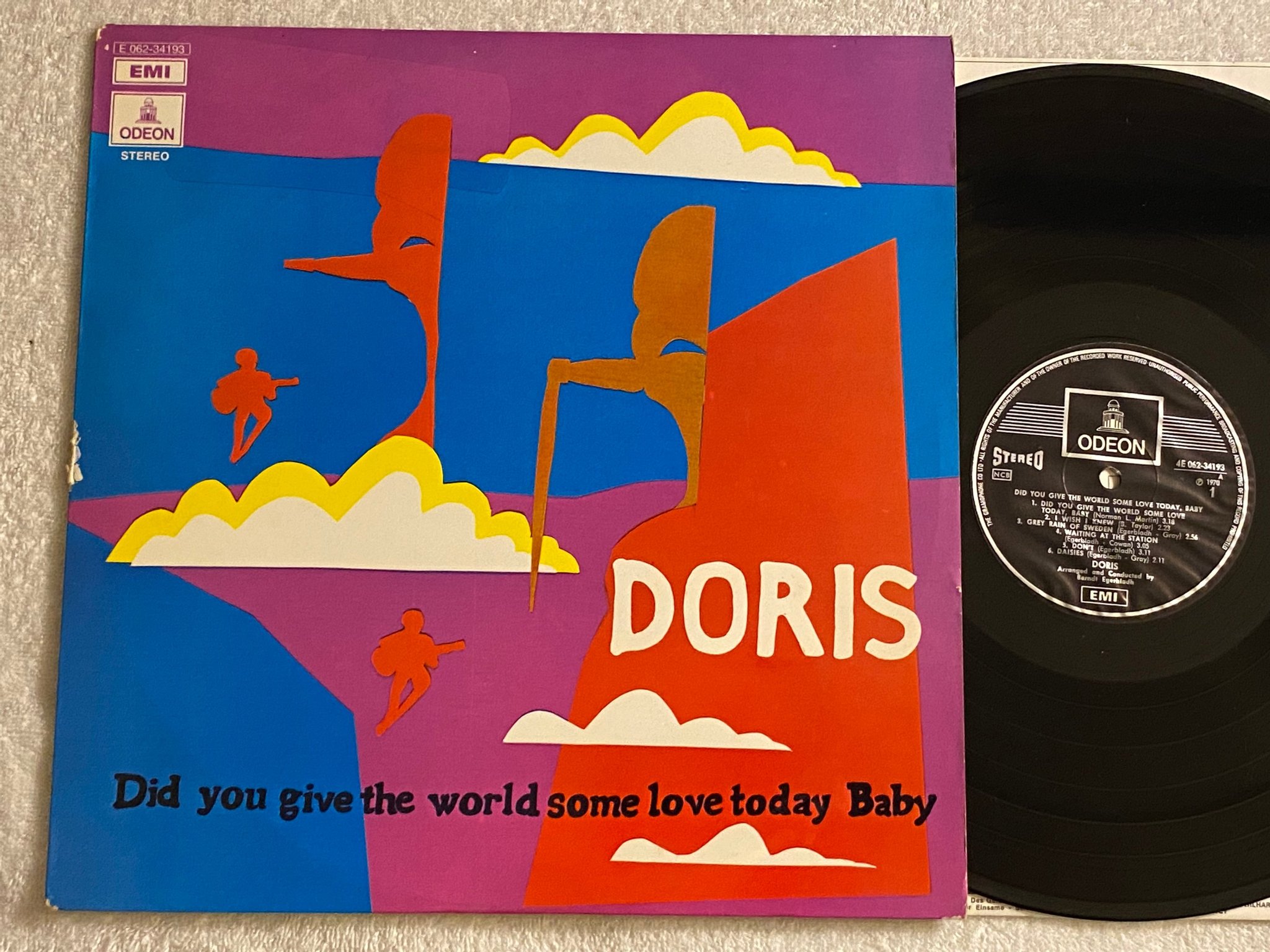 Omslagsbild för skivan DORIS did you give the world some love today, baby LP -70 ODEON ** ULTRA RARE **