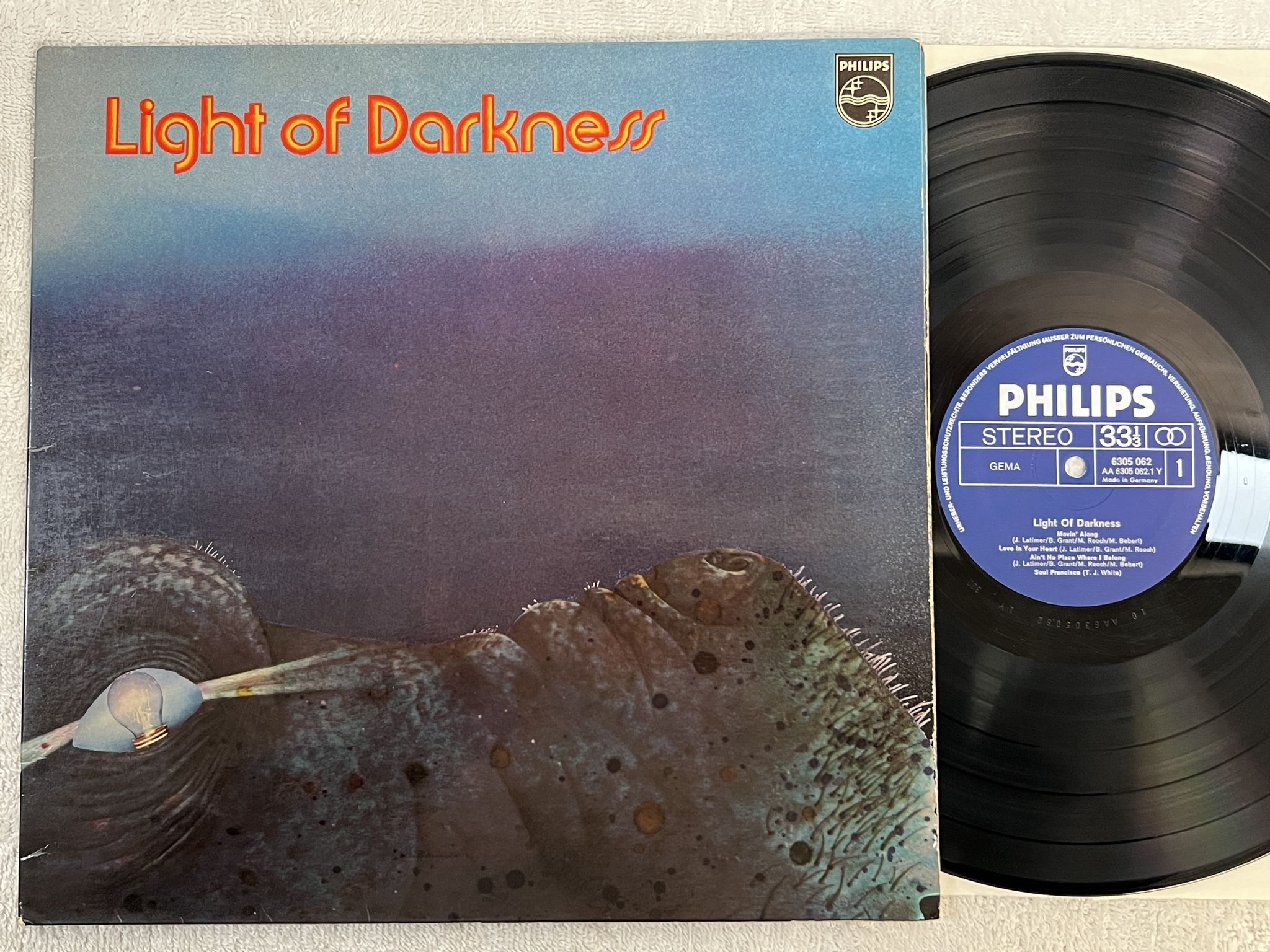 Omslagsbild för skivan LIGHT OF DARKNESS s/t LP -71 Ger PHILIPS 6305 062 *** RARE HARD ROCK ***