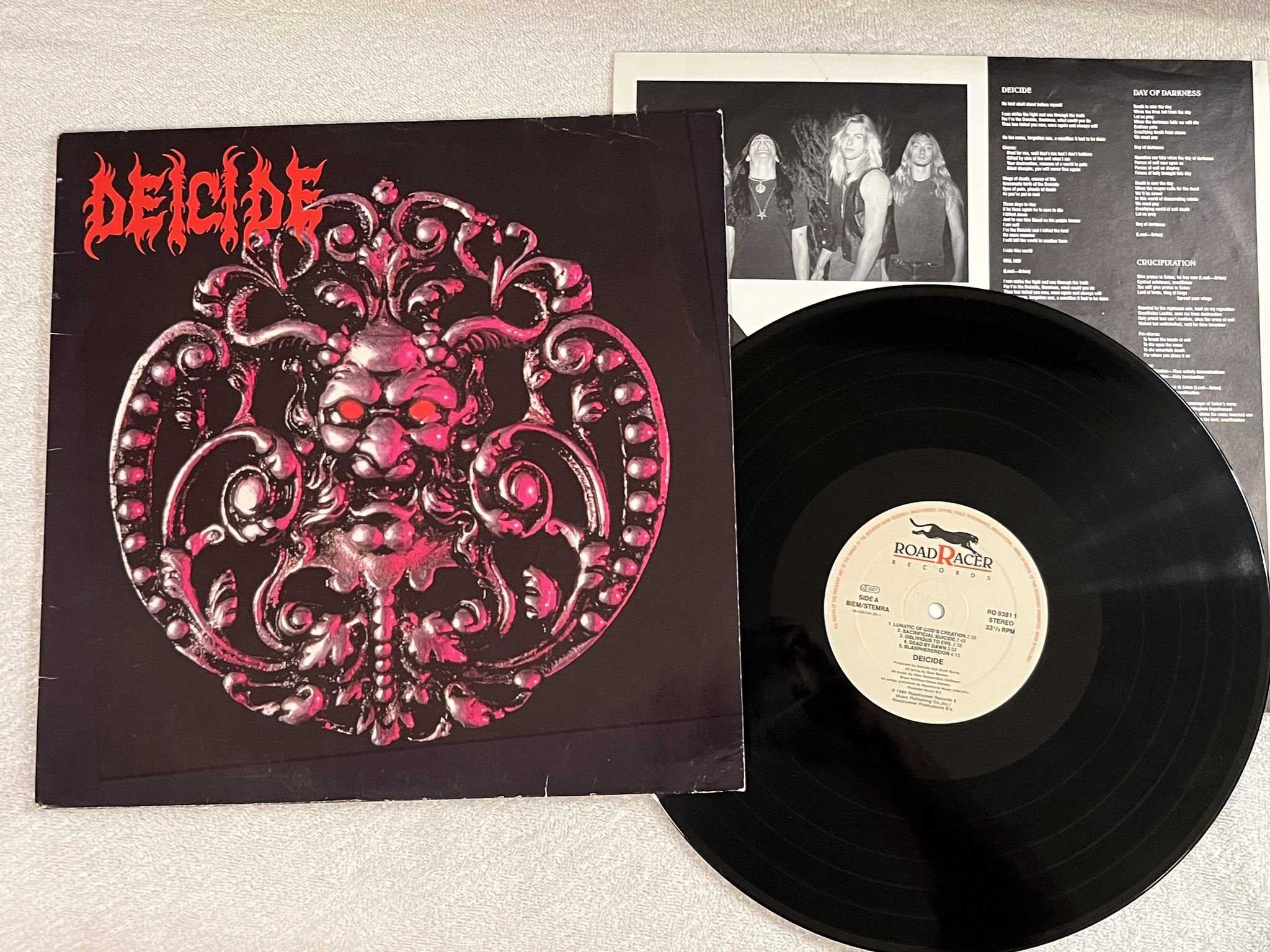 Omslagsbild för skivan DEICIDE s/t LP -90 ROADRACER RO 9381 1 *** DEATH METAL ***