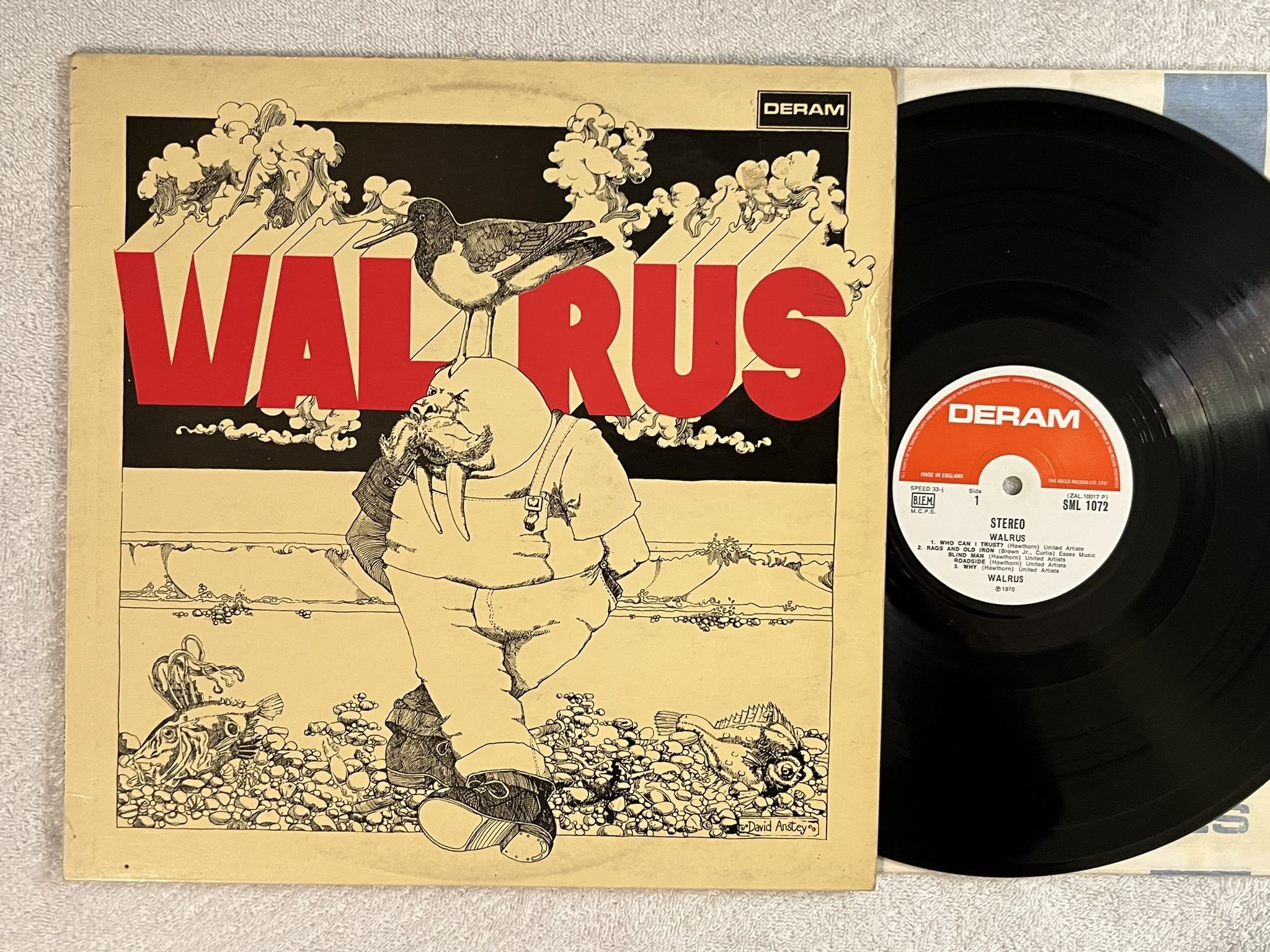 Omslagsbild för skivan WALRUS s/t LP -70 UK DERAM SML 1072 *** RARE PROG ***