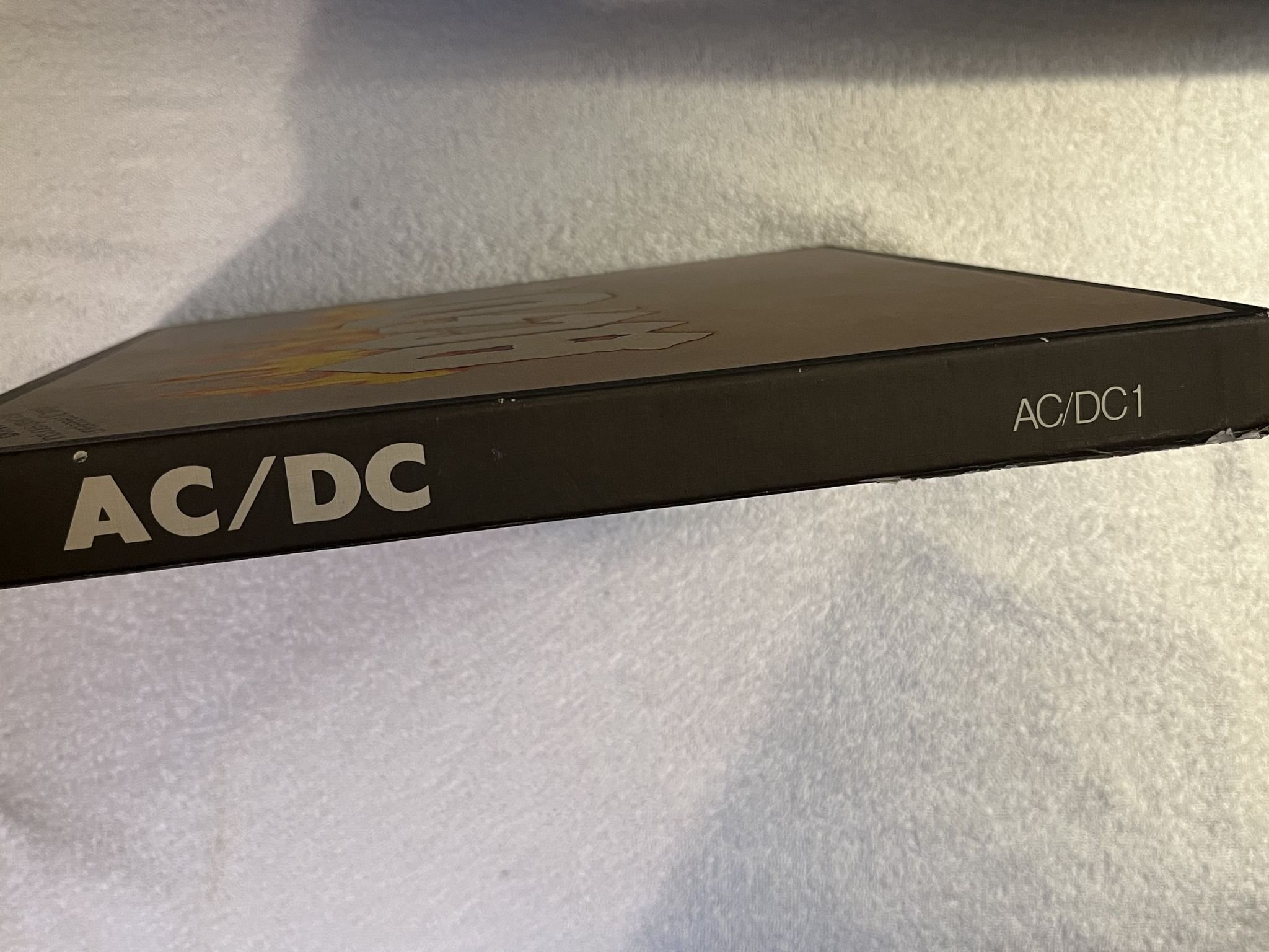 Omslagsbild för skivan AC/DC Vol 1 6LP + 12" box set -87 Aussie ALBERT AC/DC 1 *** MEGA RARE ***