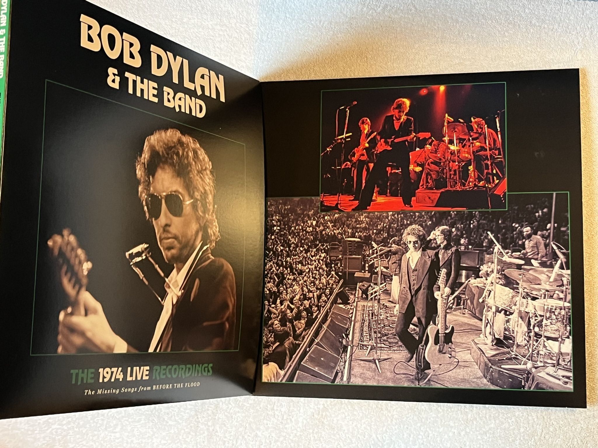 Omslagsbild för skivan BOB DYLAN & THE BAND the 1974 live recordings 3xLP + 7"single 2024 COLUMBIA