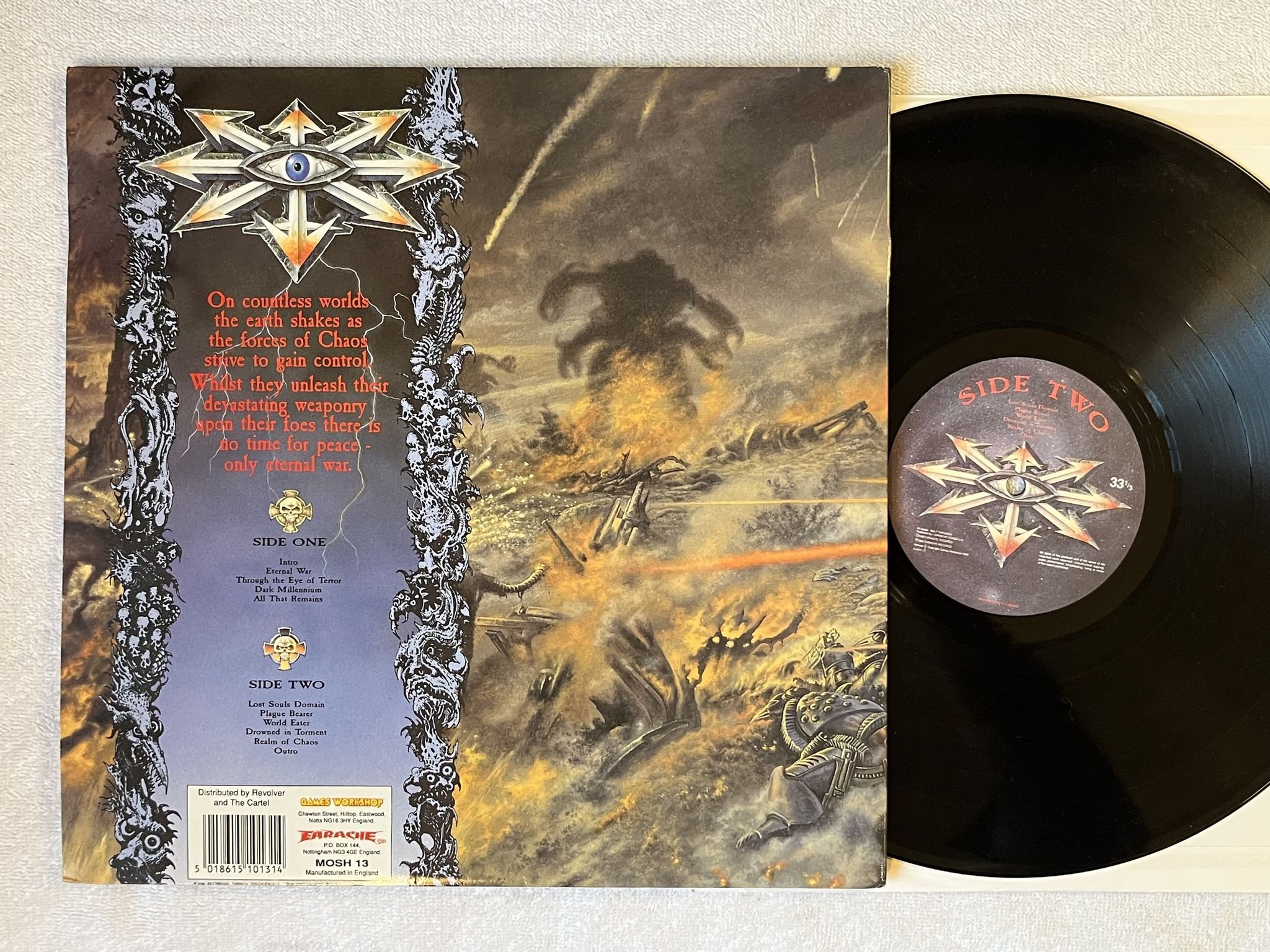 Omslagsbild för skivan BOLT THROWER Realm Of Chaos LP -89 UK EARACHE MOSH 13 *** Death Metal ***